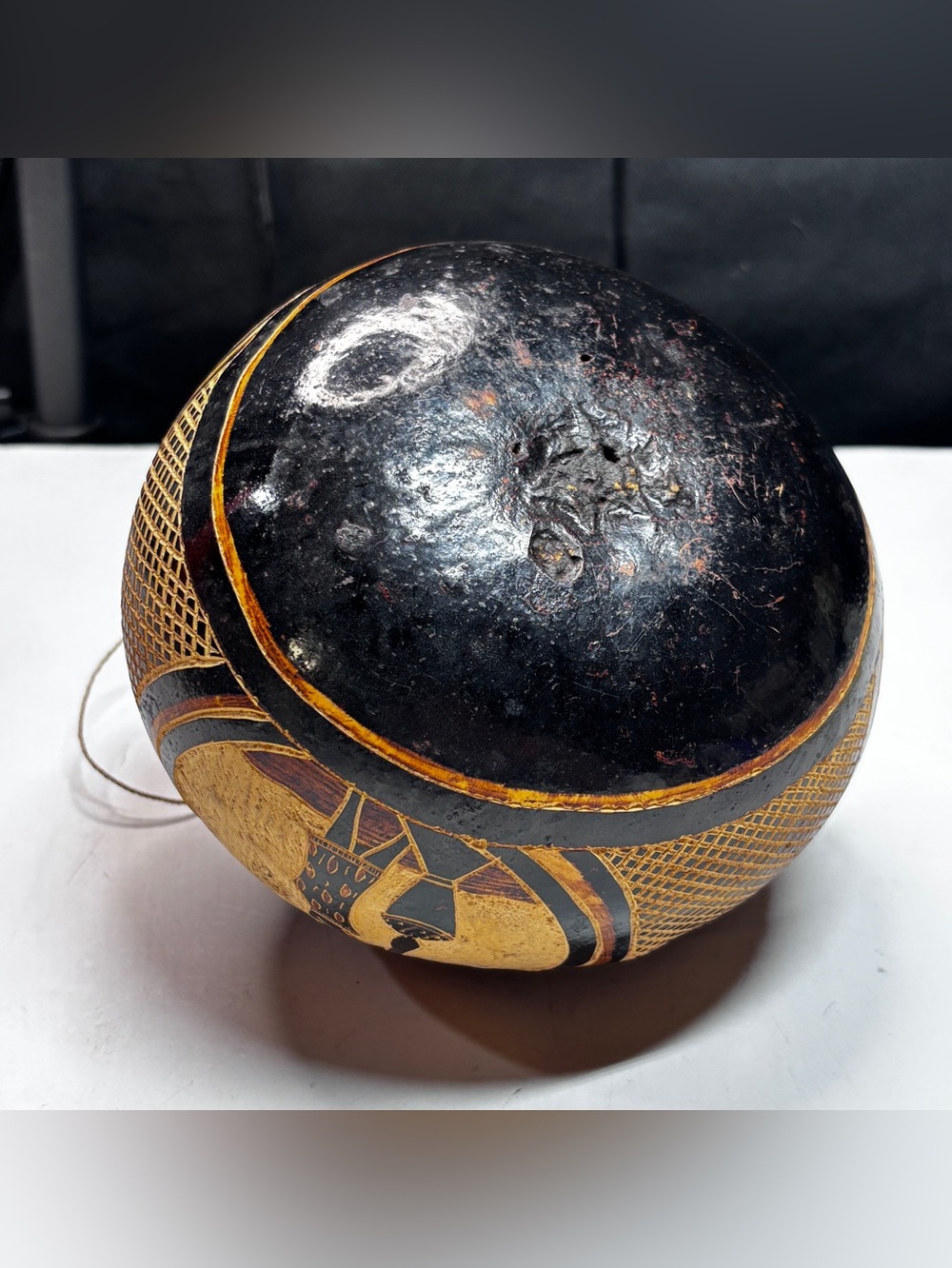 Antique Hand Carved African Hanging Gourd Vessel Lidded Calabash Bird Decor - Picture 10 of 14